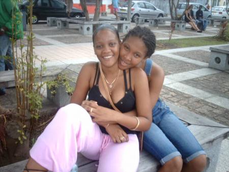 Les soeurs jumelles